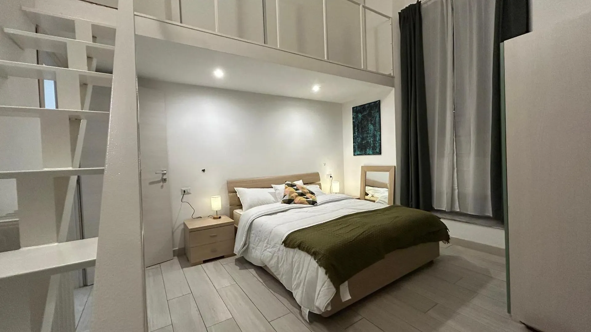 Statilia Urban Retreat Apartment Rome Italy
