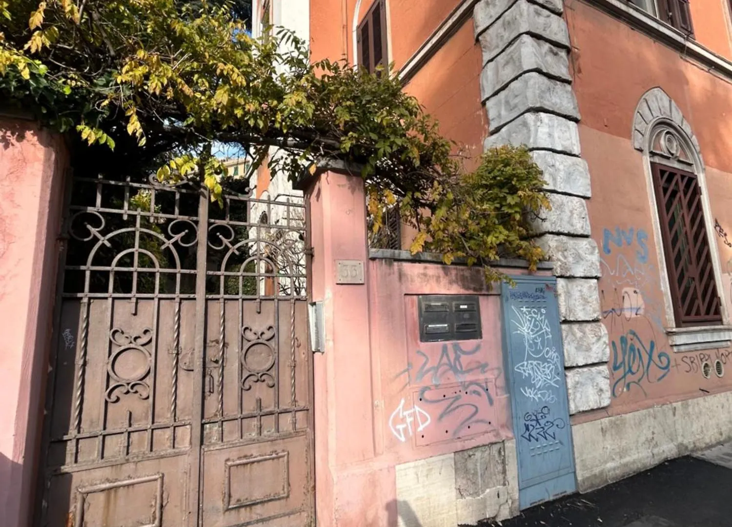 Statilia Urban Retreat Apartment Rome Italy